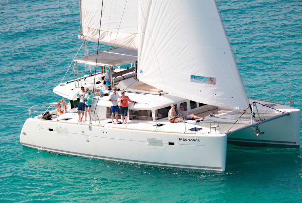 Excursión en catamarán en Fuerteventura en invierno